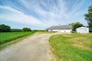 2282 N Lake Wilson Rd, Hillsdale, MI 49242 - Photo 53