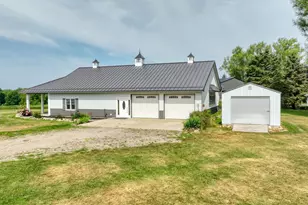 2282 N Lake Wilson Rd, Hillsdale, MI 49242 - Photo 3