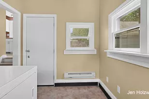 122 E Kent St, Grand Ledge, MI 48837 - Photo 19