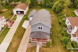 122 E Kent St, Grand Ledge, MI 48837 - Photo 41