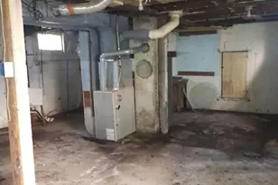2202 Swayze St, Flint, MI 48503 - Photo 13
