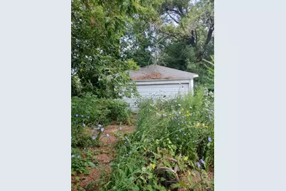 2202 Swayze Street, Flint, MI 48503 - Photo 3