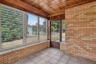 800 Balfour St, Midland, MI 48640 - Photo 9