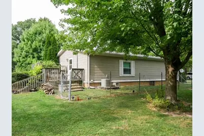 79 Hawley Street, Quincy, MI 49082 - Photo 3