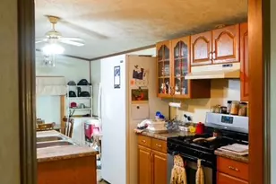 79 Hawley St, Quincy, MI 49082 - Photo 9