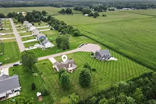 50203 Chardonnay St, Paw Paw, MI 49079 - Photo 27