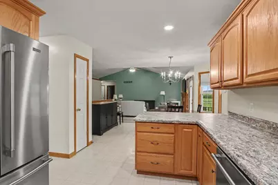 50203 Chardonnay Street, Paw Paw, MI 49079 - Photo 9
