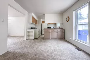 32339 Chalfonte Dr, Warren, MI 48092 - Photo 9