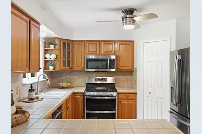 3079 Island Hills Drive, Dexter, MI 48130 - Photo 11