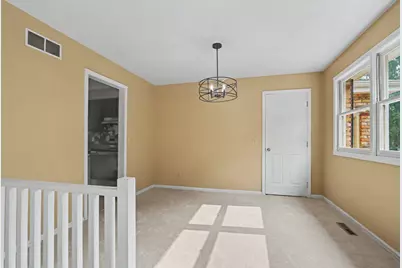 7611 Thrasher Ln, Kalamazoo, MI 49009 - Photo 9