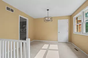 7611 Thrasher Ln, Kalamazoo, MI 49009 - Photo 9