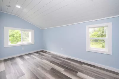 411 Paw Paw Avenue, Watervliet, MI 49098 - Photo 27