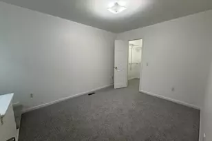 7471 N Kingston Ct, Westland, MI 48185 - Photo 15