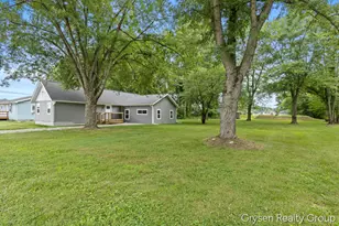 24249 Draper Dr, Sturgis, MI 49091 - Photo 5