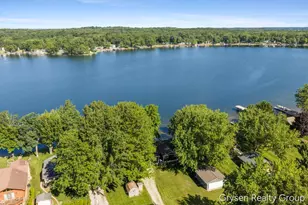 24249 Draper Dr, Sturgis, MI 49091 - Photo 9