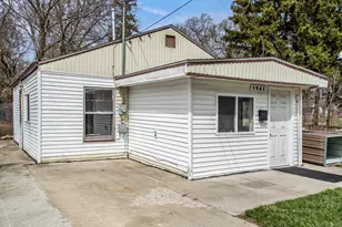 1941 Walcott St, Saginaw, MI 48601 - Photo 3