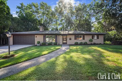 270 Lenora Avenue NW, Grand Rapids, MI 49504 - Photo 1
