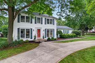 4350 Somerville Dr, West Bloomfield, MI 48323 - Photo 3