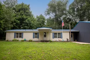 22400 Fosdick St, Dowagiac, MI 49047 - Photo 1