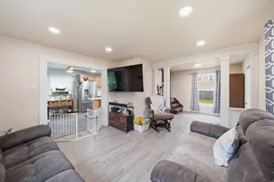 1136 Cooper St, Jackson, MI 49202 - Photo 11