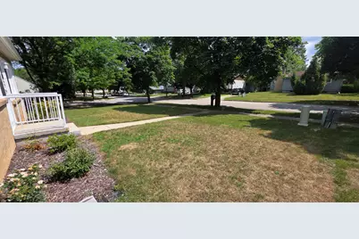 1135 Walwood Drive NE, Grand Rapids, MI 49505 - Photo 3