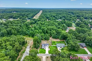 370 Chopin Dr, Muskegon, MI 49442 - Photo 45