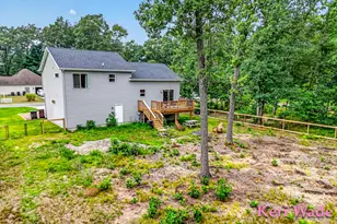 370 Chopin Dr, Muskegon, MI 49442 - Photo 41