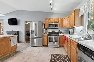 2062 Fern Beach, Battle Creek, MI 49014 - Photo 19