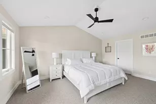 929 Harbor Dr E, Saint Joseph, MI 49085 - Photo 17