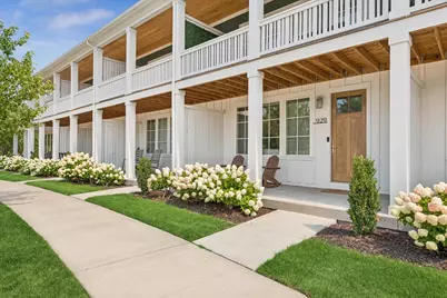 929 Harbor Drive E, Saint Joseph, MI 49085 - Photo 1