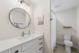 929 Harbor Dr E, Saint Joseph, MI 49085 - Photo 13