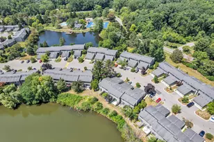 753 Peninsula Ct, Ann Arbor, MI 48105 - Photo 37