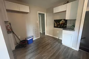 19977 Elkhart St, Harper Woods, MI 48225 - Photo 9