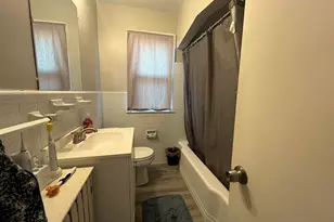 19977 Elkhart St, Harper Woods, MI 48225 - Photo 5