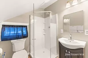 364 W 21st St, Holland, MI 49423 - Photo 21