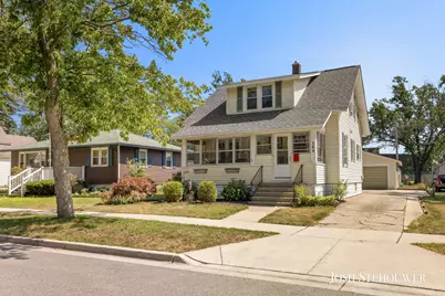 364 W 21st Street, Holland, MI 49423 - Photo 1