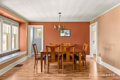364 W 21st Street, Holland, MI 49423 - Photo 9