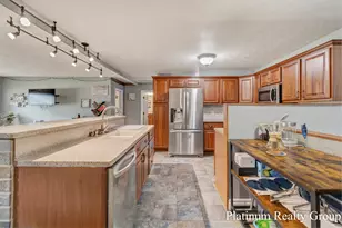 1519 Hansen St, Muskegon, MI 49445 - Photo 13