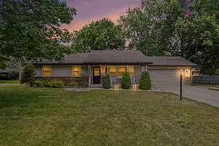 361 Rainbow Dr, Saint Joseph, MI 49085 - Photo 1