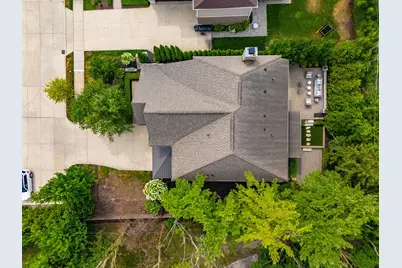 1215 Manchester Road, Birmingham, MI 48009 - Photo 57