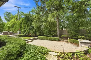 1215 Manchester Rd, Birmingham, MI 48009 - Photo 51