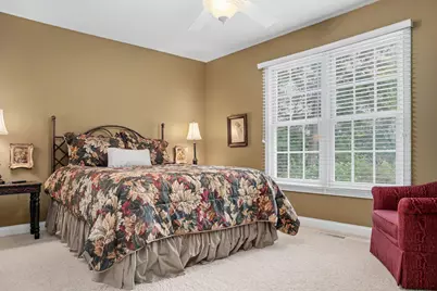 1720 Breezy Point Lane, Kalamazoo, MI 49009 - Photo 19