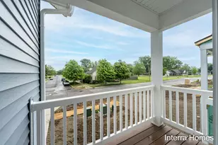 918 Indiana Ave, South Haven, MI 49090 - Photo 17