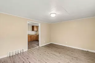 2337 Philo Ave, Muskegon, MI 49441 - Photo 7