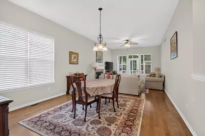 803 E Barrington Circle, Jackson, MI 49203 - Photo 7