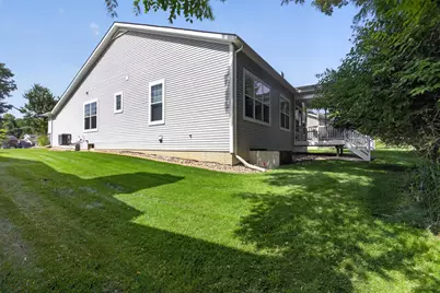 803 E Barrington Circle, Jackson, MI 49203 - Photo 45