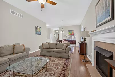 803 E Barrington Circle, Jackson, MI 49203 - Photo 11