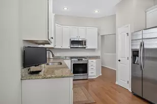803 E Barrington Cir, Jackson, MI 49203 - Photo 13