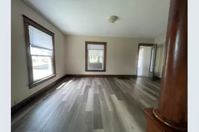 519 Seymour Avenue, Jackson, MI 49202 - Photo 9