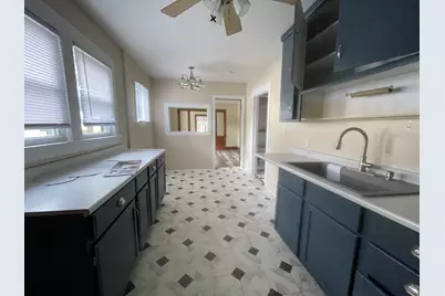 519 Seymour Avenue, Jackson, MI 49202 - Photo 5